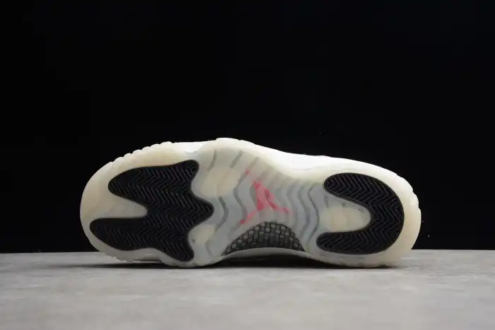 Reps TB Air Jordan 11 Low SE Snake Light Bone CD6846-002 0123