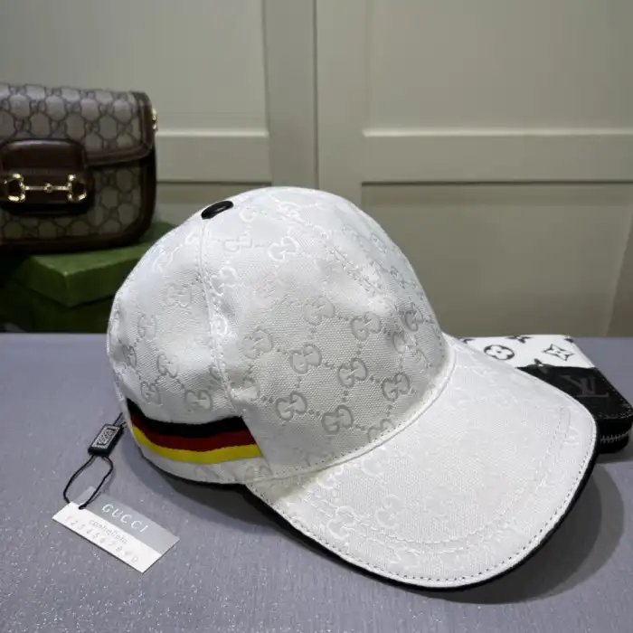 Cheap TB GUCC BASEBALL CAP 0130