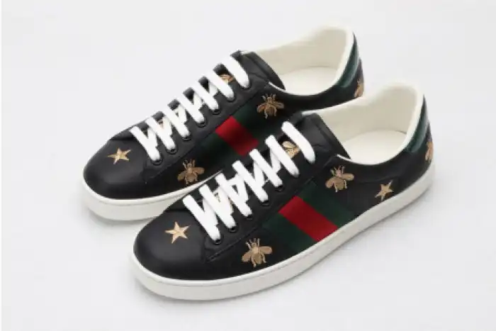 Rep TB GUCC ACE EMBROIDERED LOW-TOP SNEAKER 386750 A38F0 1079 0201