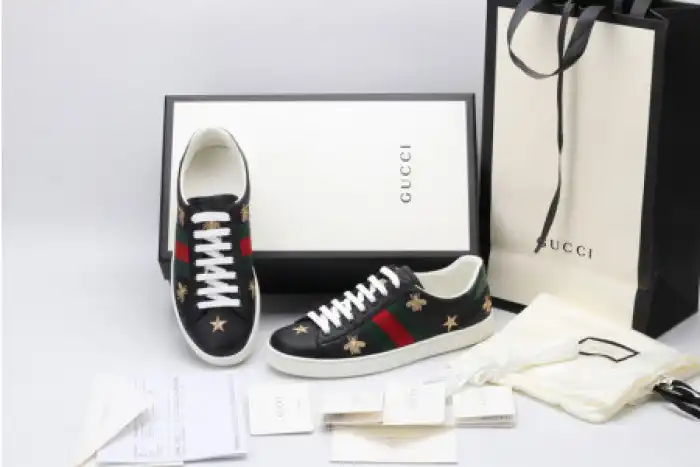 Rep TB GUCC ACE EMBROIDERED LOW-TOP SNEAKER 386750 A38F0 1079 0201