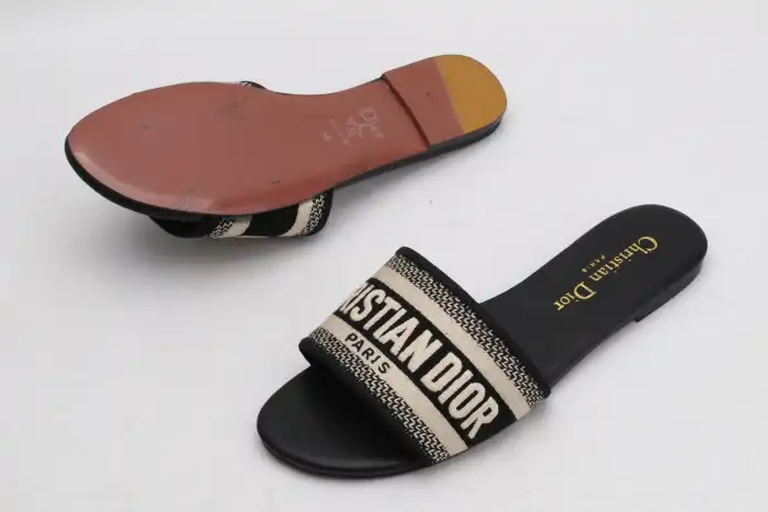 Reps TB DR SLIPPERS 0204