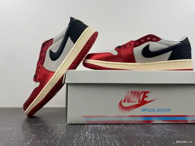 Cheap TB Away OG x Air Trophy Jordan 1 Low FN0432-100 Room 0210