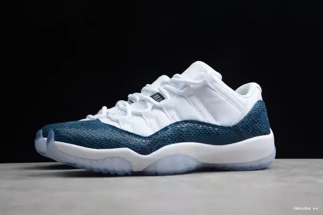 Reps TB Air Navy Low Snakeskin Jordan 11 Blue CD6846-102 0207