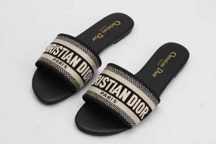 Reps TB DR SLIPPERS 0204