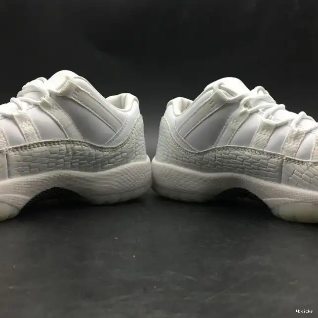 Rep TB Heiress Low White Air 11 897331-100 Jordan Frost 0222