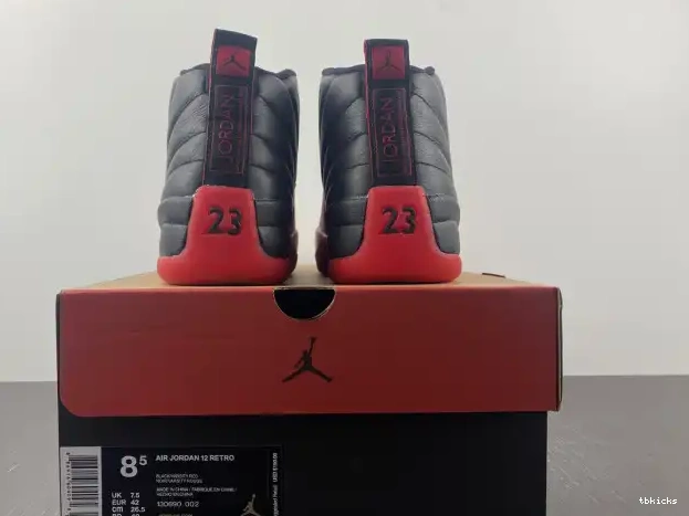 Reps TB (2016) 12 Game Flu Retro 130690-002 Jordan 0207