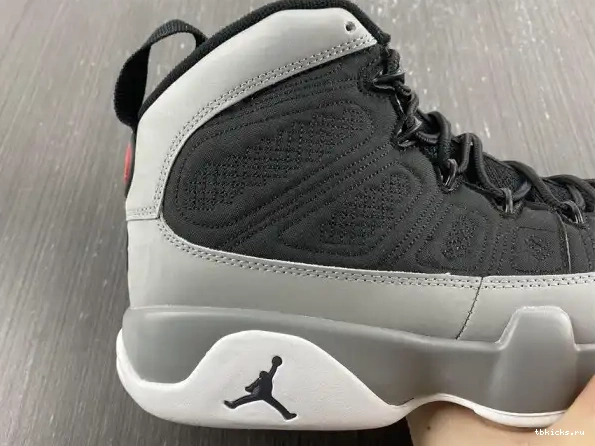 Rep TB CT8019-060 Jordan Grey Retro 9 Particle 0302