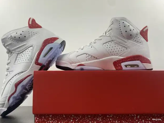 Reps TB Retro CT8529-162 6 Hare Jordan 0316