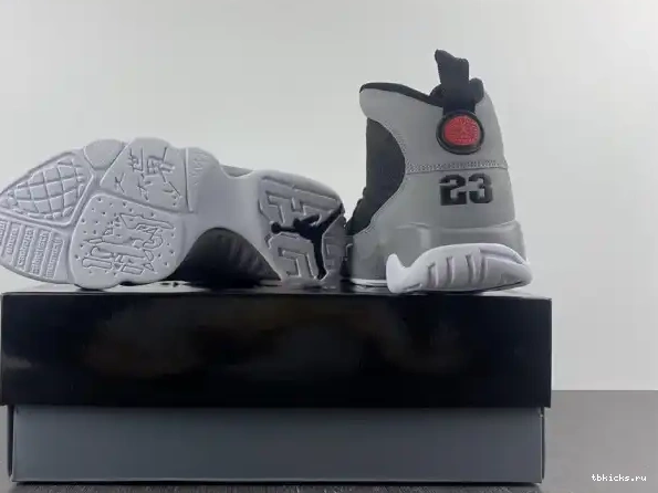 Rep TB CT8019-060 Jordan Grey Retro 9 Particle 0302