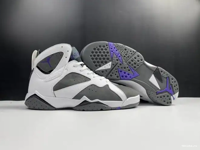 Reps TB Retro Jordan (2021) CU9307-100 Flint 7 0302