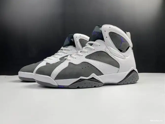 Reps TB Retro Jordan (2021) CU9307-100 Flint 7 0302