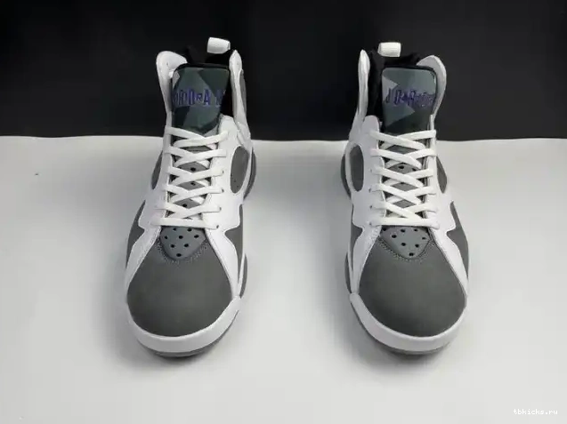 Reps TB Retro Jordan (2021) CU9307-100 Flint 7 0302